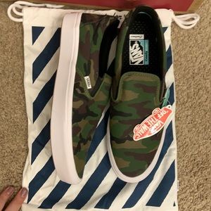 Custom comfy Cush camo vans